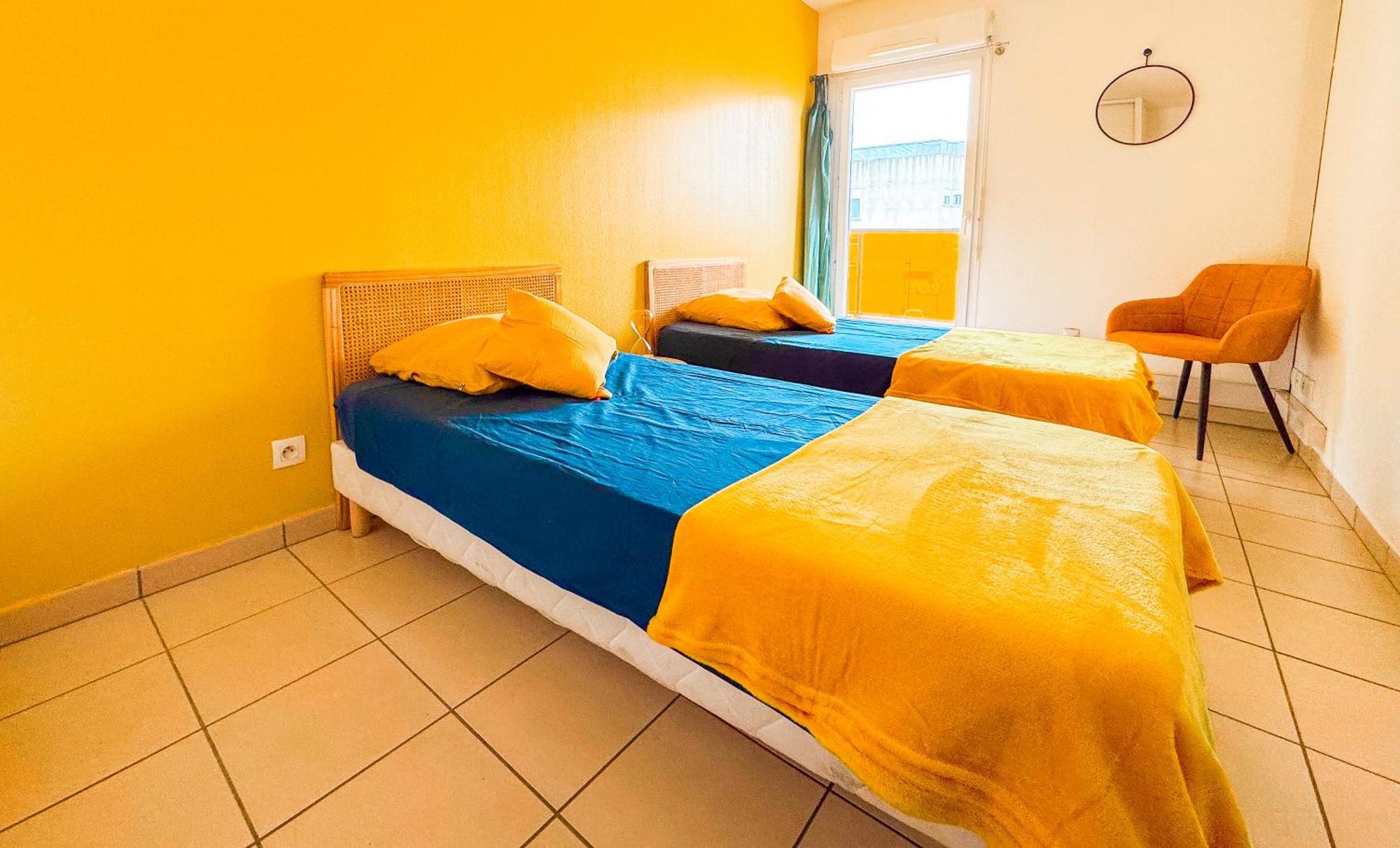 Bel Appartement Climatise & Parking 佩皮尼昂 外观 照片