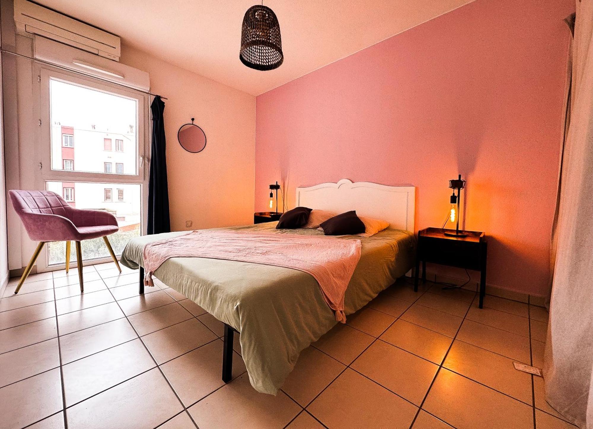 Bel Appartement Climatise & Parking 佩皮尼昂 外观 照片
