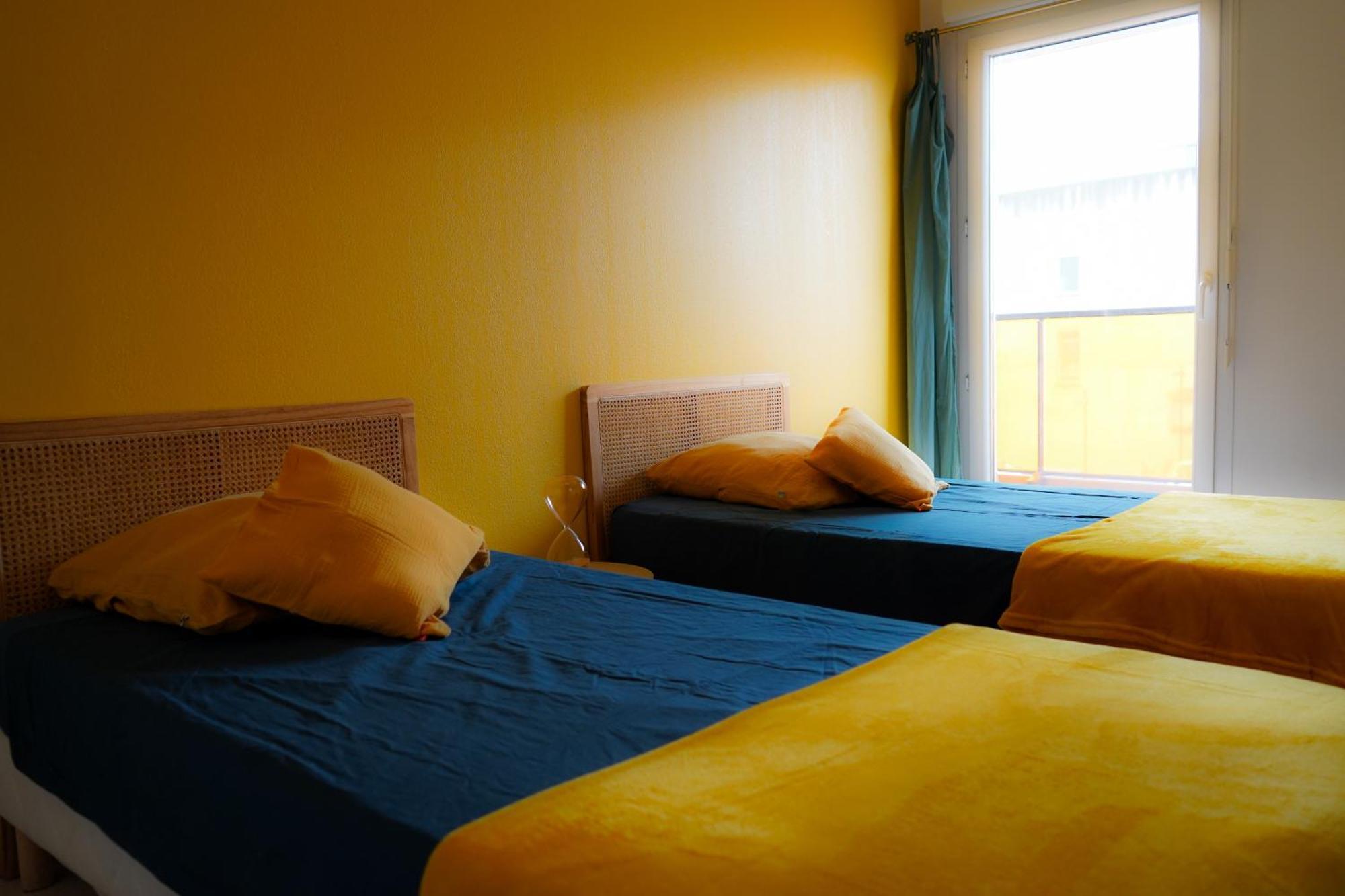 Bel Appartement Climatise & Parking 佩皮尼昂 外观 照片