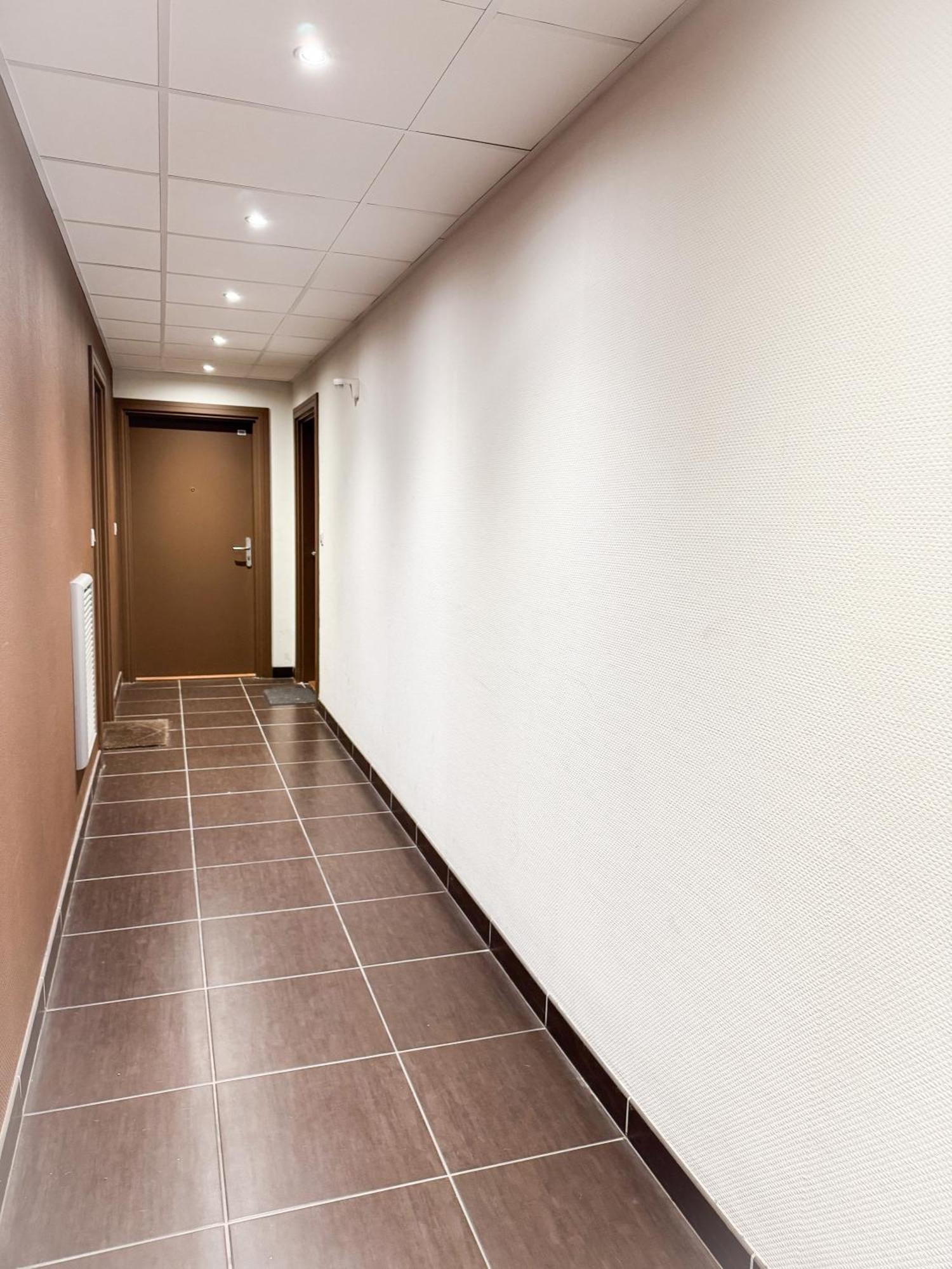 Bel Appartement Climatise & Parking 佩皮尼昂 外观 照片